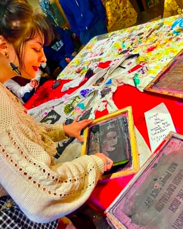 White Shirt Fashion D.I.Y. & Silkscreen Workshop