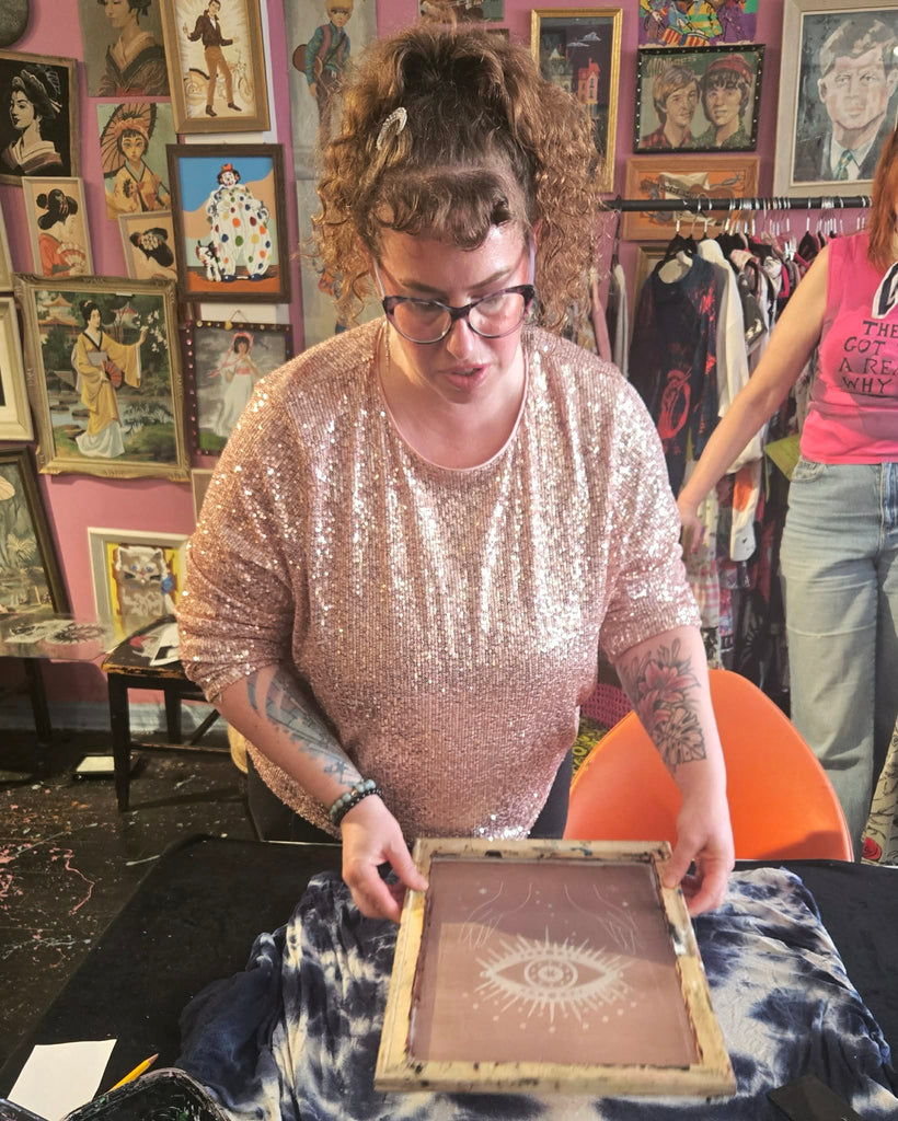 🌙 New Moon Astrology Silkscreen Workshop & Party – Peach Berserk