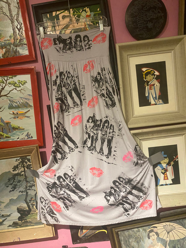 Kiss KISS 💋 🎶 Skirt ‼️