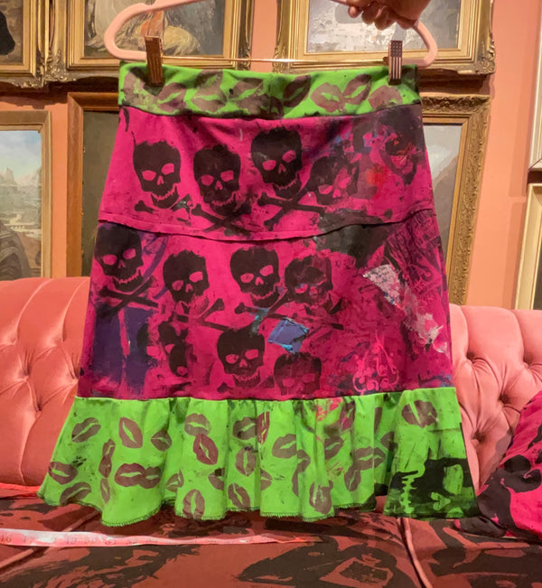 Scary Monsters (aNd SuPeR crEEps)💀skirt!!